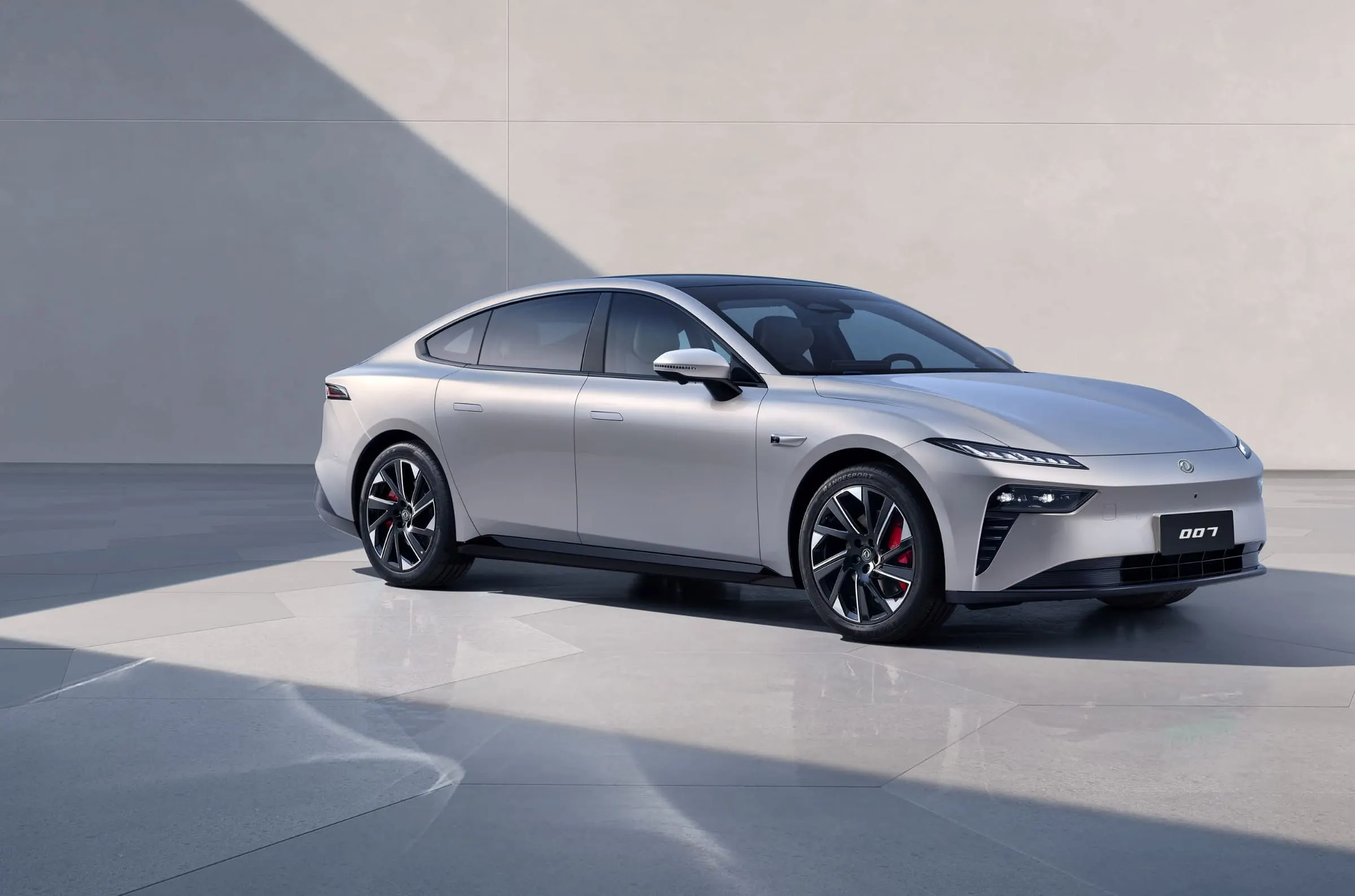 Dongfeng eπ007 — Dongfeng Jamaica/Bert’s Automotive. Dealer model imagery; confirm local colours and equipment.