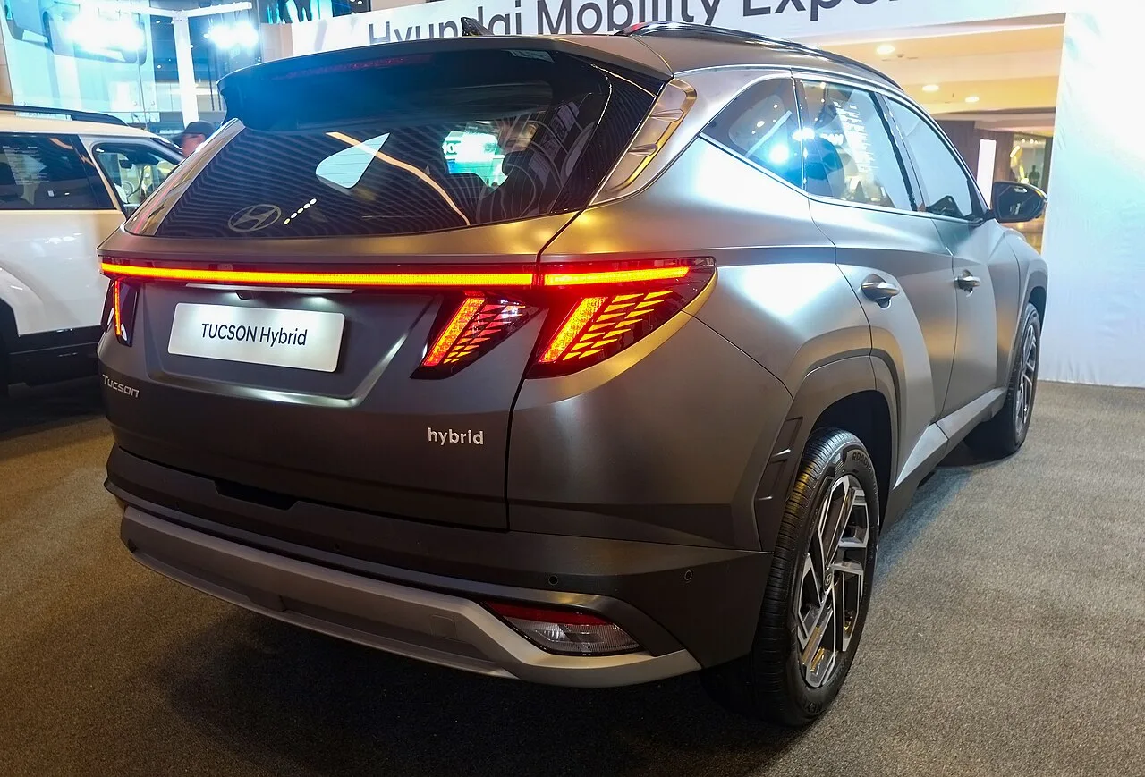 Hyundai Tucson: representative photo from our 2024 catalogue profile; trim, equipment and market may differ.